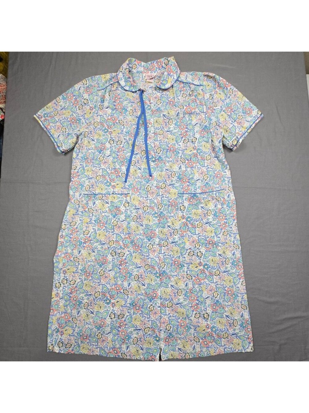VTG Comfort Coat M Cottage Core Short Floral Collared Pajama House Dress Gown